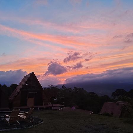Chalets Vistas Del Poas Эредия Экстерьер фото